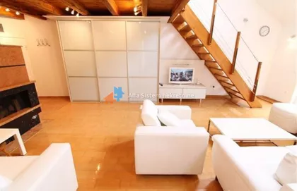 Atelje 212 | 4zida.rs