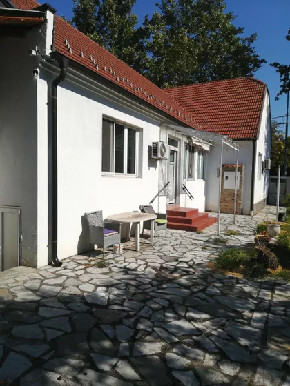 Ugrinovačka | 4zida.rs