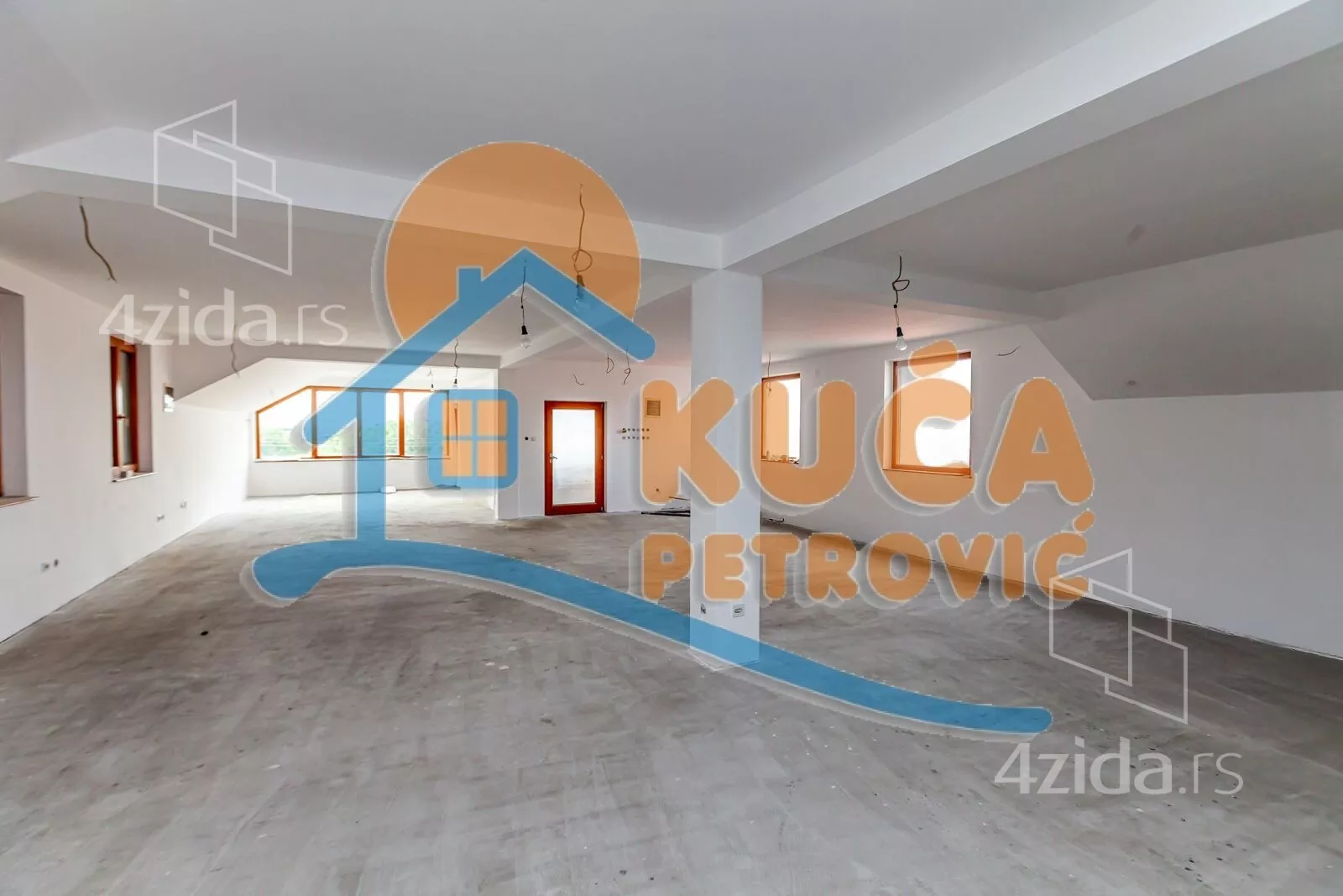 Lokal | 4zida