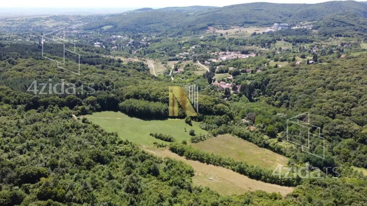 Plac | 4zida