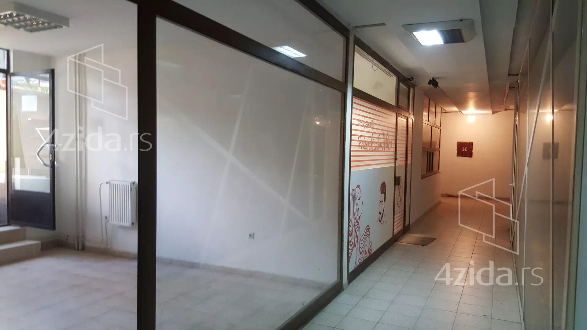 Lokal | 4zida