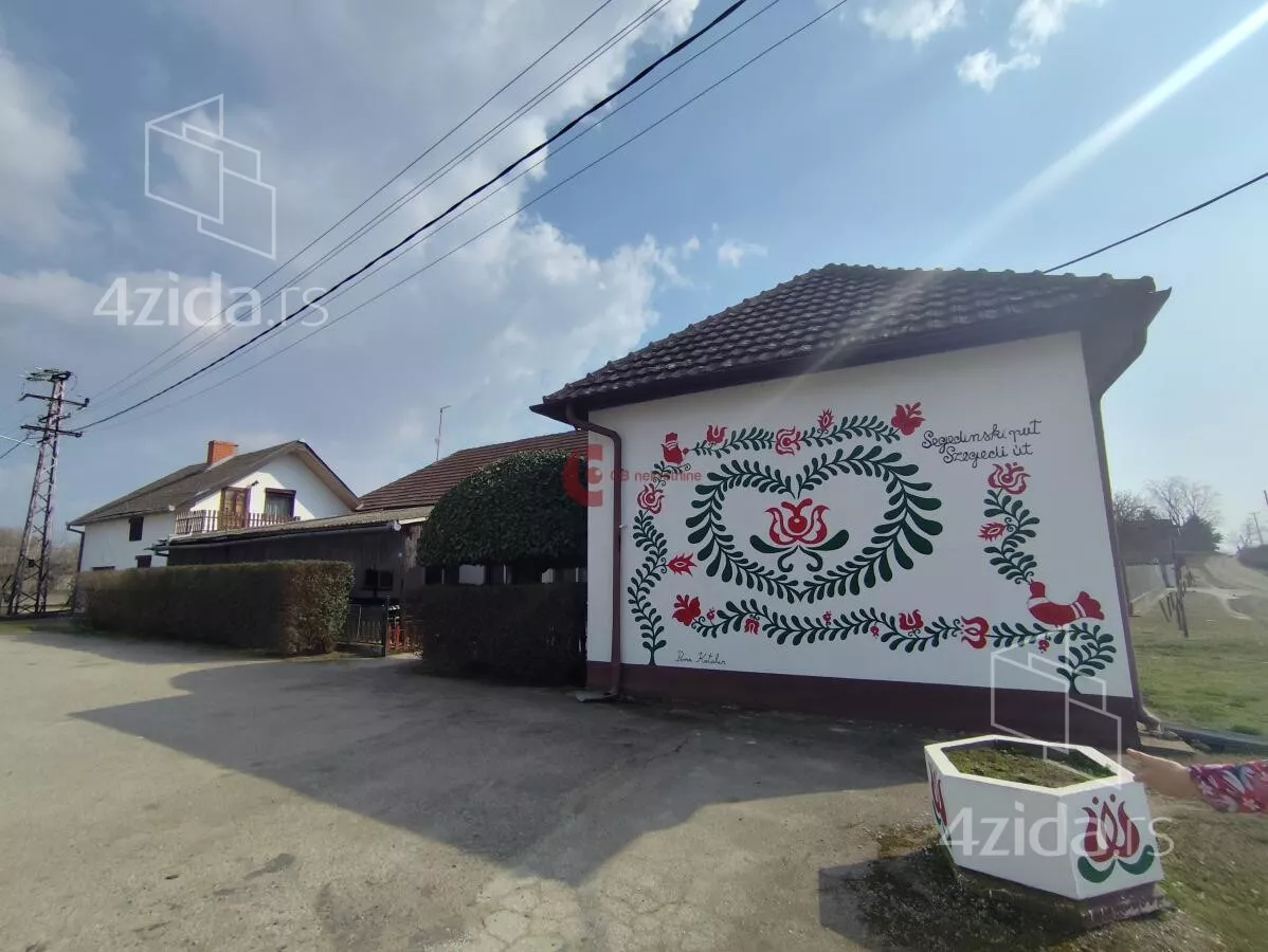 Poslovna zgrada | 4zida