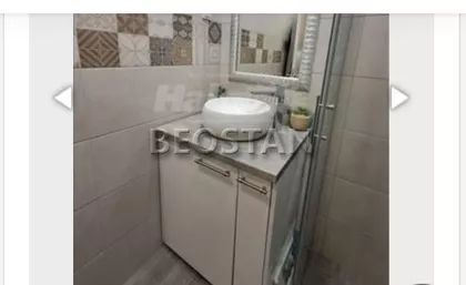 Vojvođanska | 4zida.rs