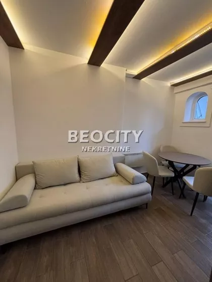 Francuska | 4zida.rs