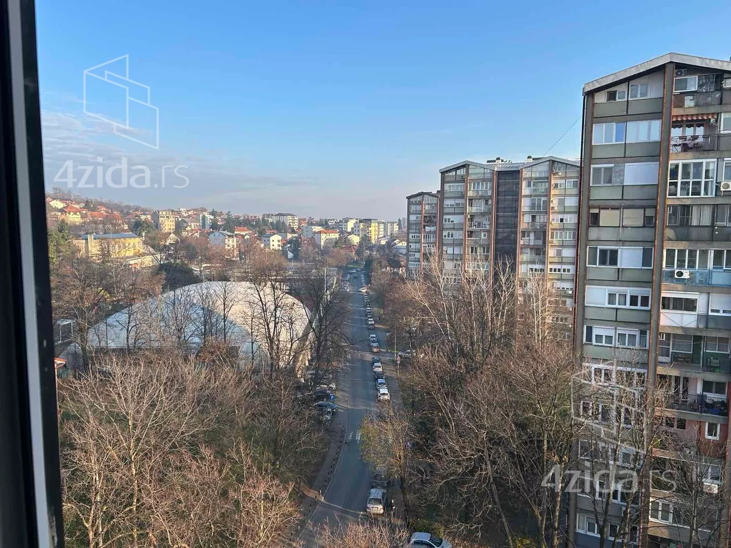 Dvoiposoban stan | 4zida