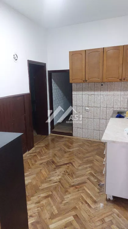 Svetosavska | 4zida.rs