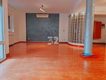 Patrijarha Varnave | 4zida.rs