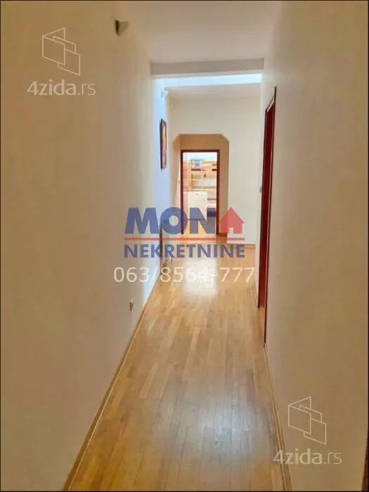 Šestosoban stan | 4zida