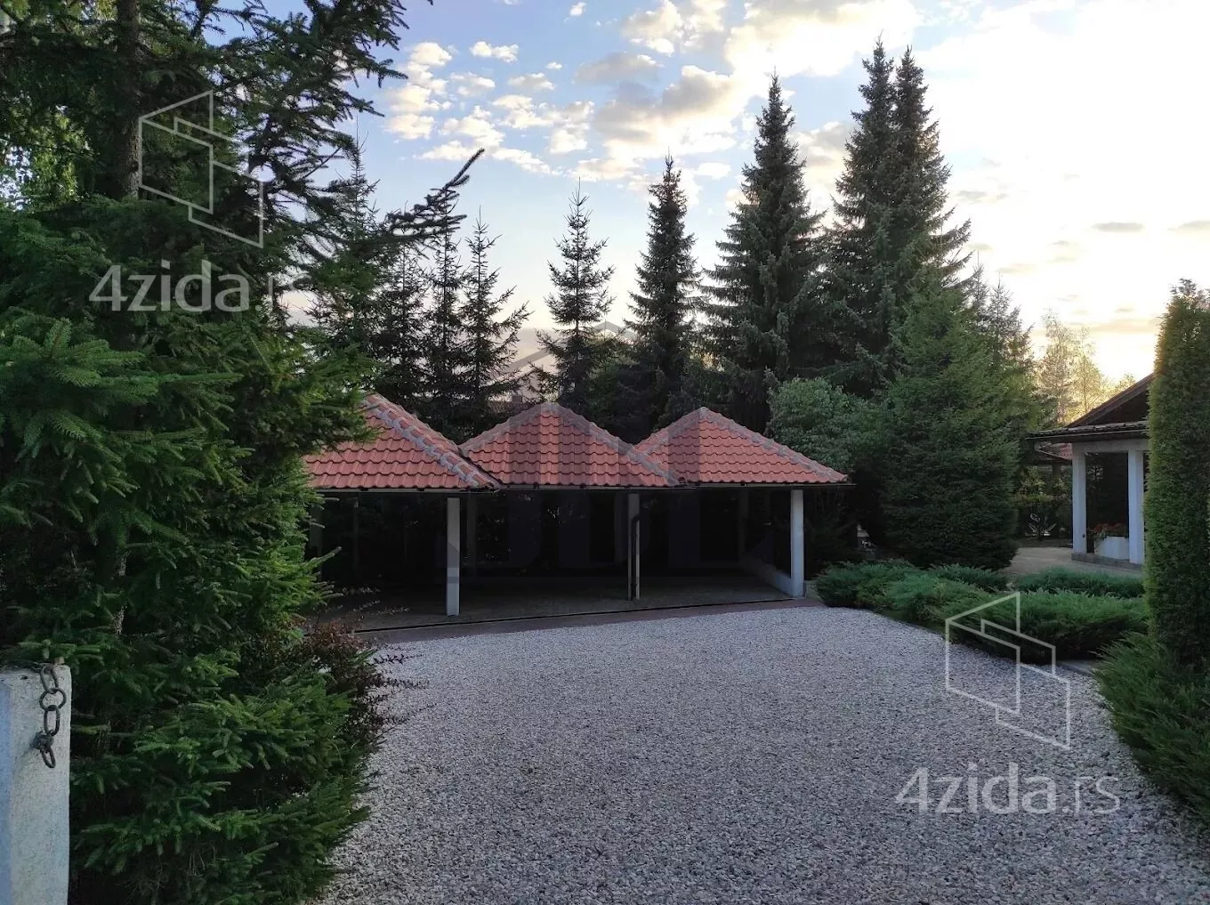 Kuća | 4zida