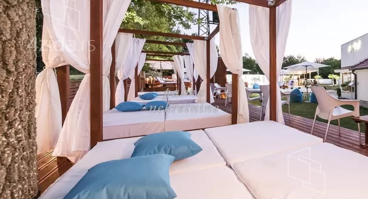 Ugostiteljski objekat | 4zida