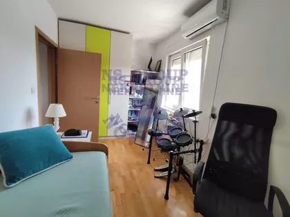 Petefi Šandora | 4zida.rs