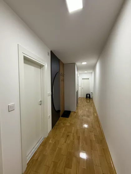 Vožda Karađorđa 90 | 4zida.rs