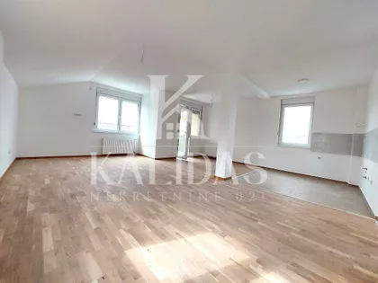 Veternička Rampa | 4zida.rs