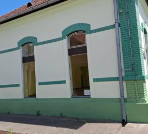 Gradske lokacije, Novi Kneževac, jednoetažna | 4zida.rs