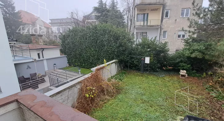 4-etažna kuća | 4zida