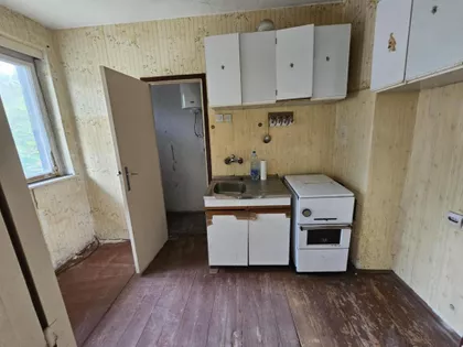 Kertvaroš | 4zida.rs