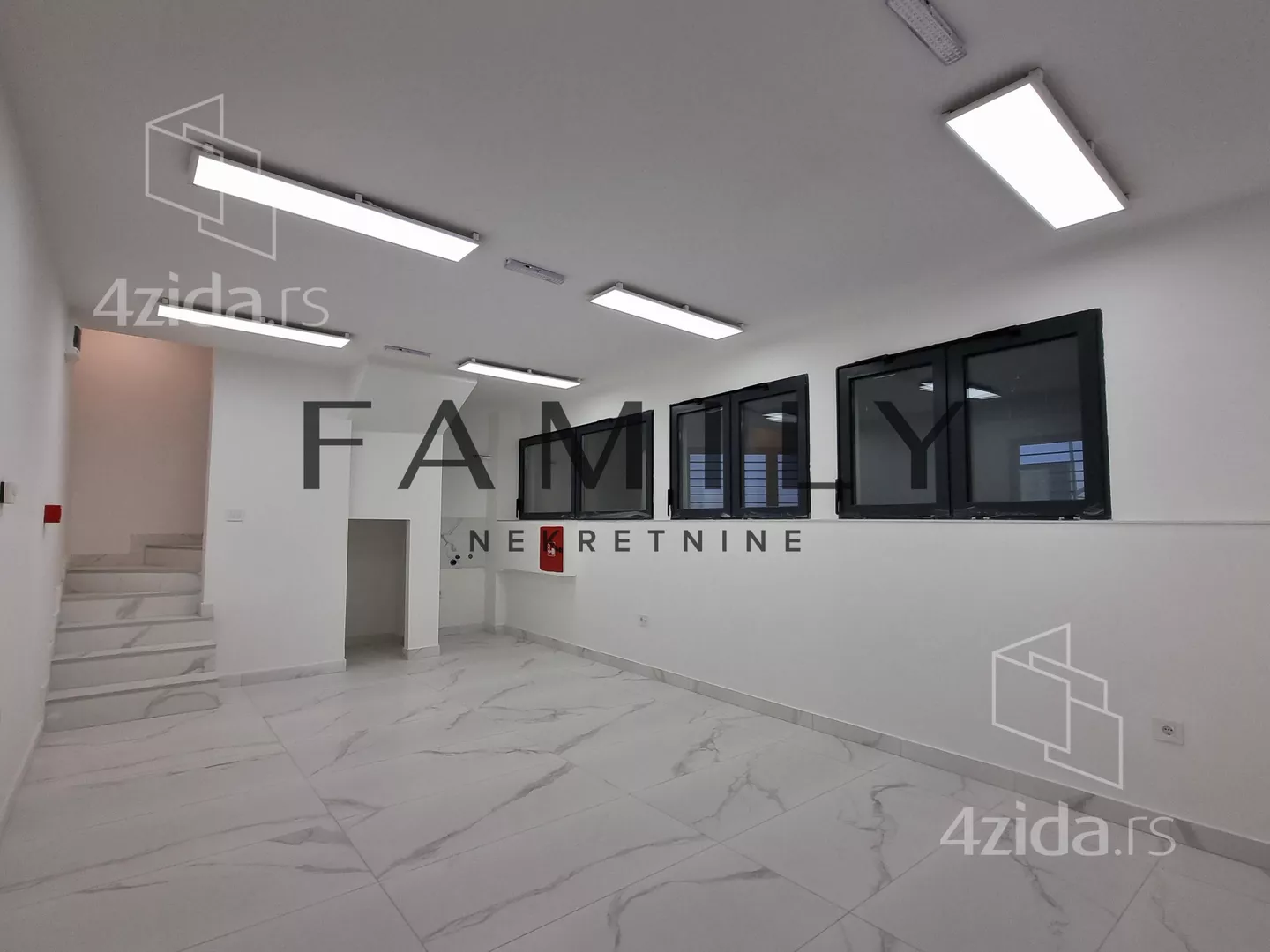 Poslovni prostor | 4zida