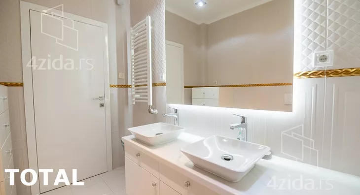 Šestosoban stan | 4zida