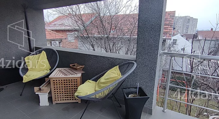 Jednosoban stan | 4zida