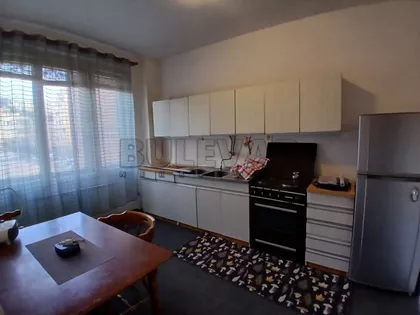 Obrenovićeva | 4zida.rs