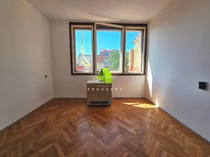 Vojna Bolnica | 4zida.rs