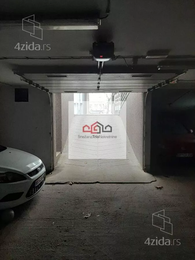 Garaža/Parking | 4zida