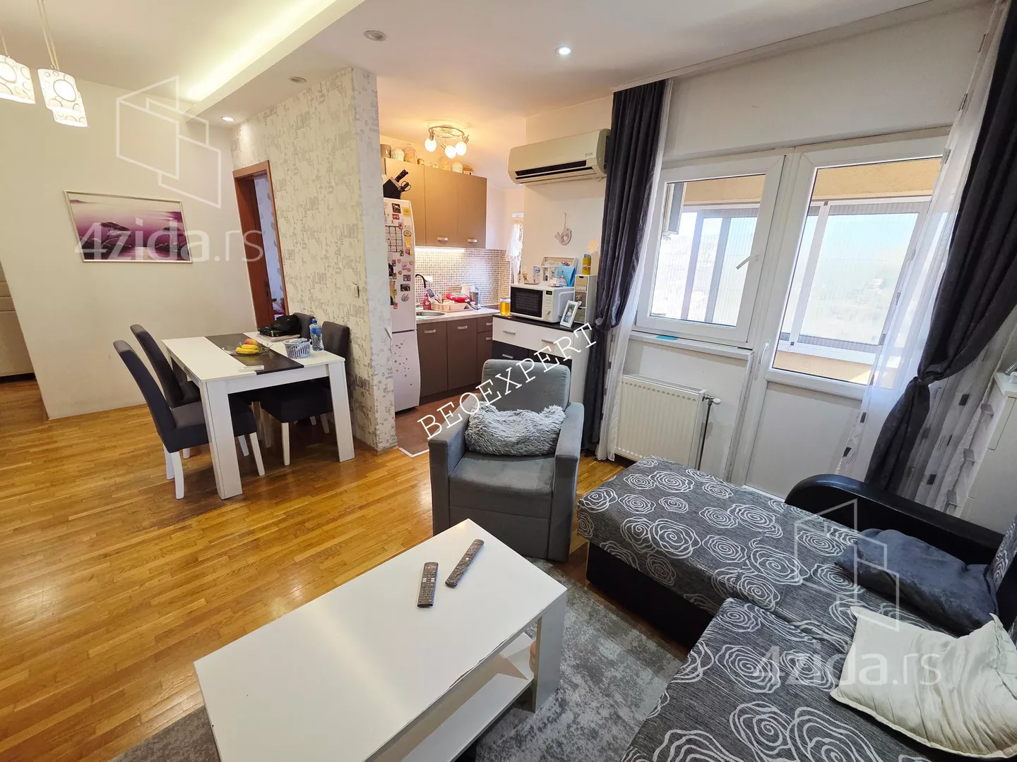 Dvoiposoban stan | 4zida