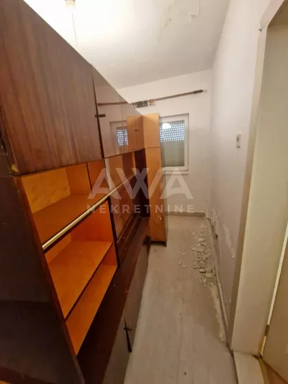 Okolne lokacije | 4zida.rs