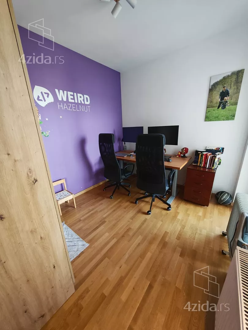 Četvorosoban stan | 4zida