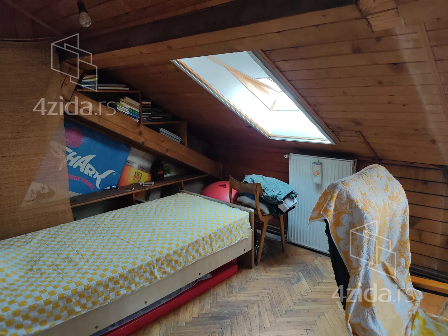 Troiposoban stan | 4zida