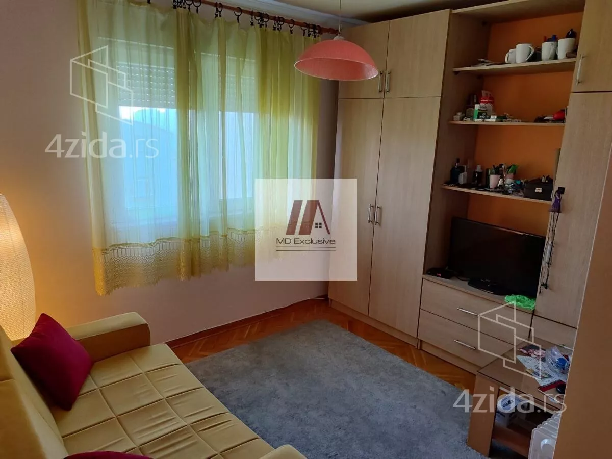 Petosoban stan | 4zida