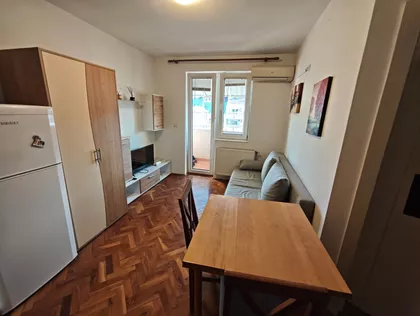 Hadži Ruvimova 22 | 4zida.rs