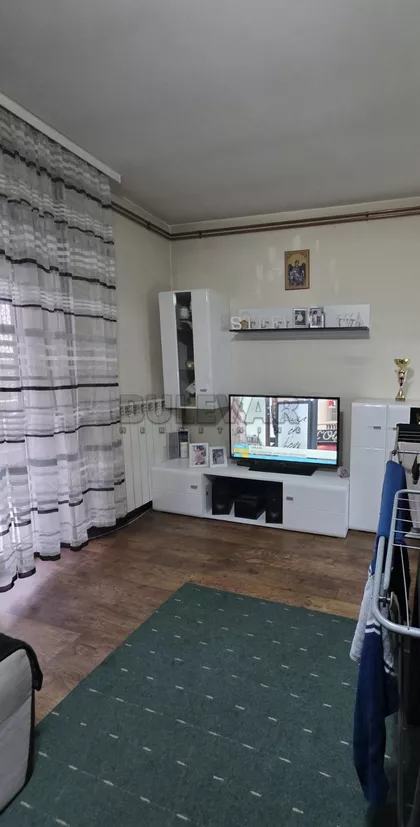 Vase Albanca | 4zida.rs