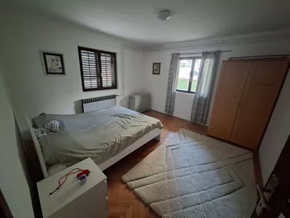Lovačka 33 | 4zida.rs