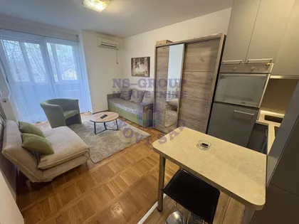 Cara Dušana | 4zida.rs