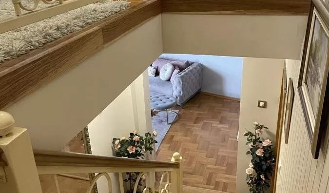 Četvoroiposoban stan | 4zida