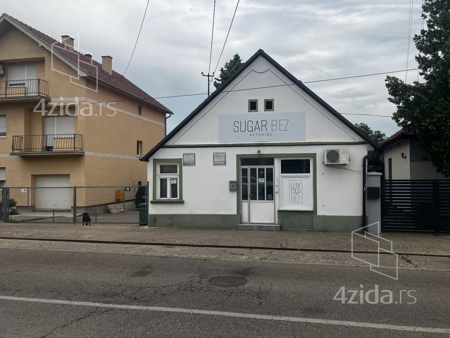 Lokal | 4zida