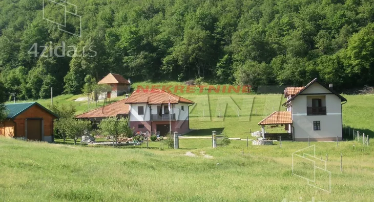 2-etažna kuća | 4zida