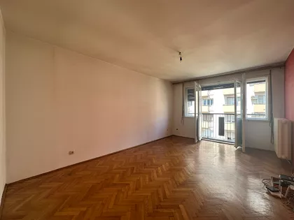 Sarajevska bb | 4zida.rs