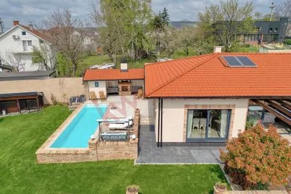 Lugomirska | 4zida.rs