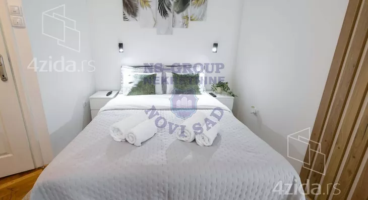 Sedmosoban stan | 4zida