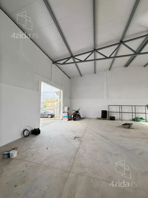 Poslovni prostor | 4zida