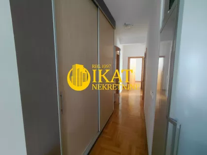 Crveni Krst Vračar | 4zida.rs