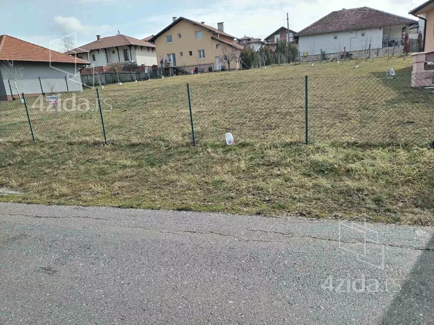 Građevinsko zemljište | 4zida