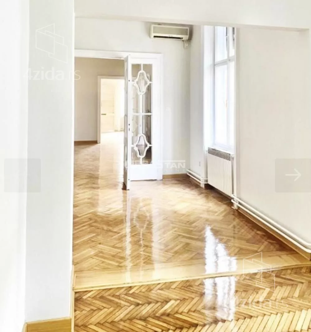 Petoiposoban stan | 4zida