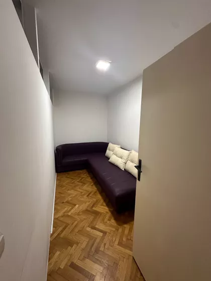 Radovana Simića Cige 4 | 4zida.rs