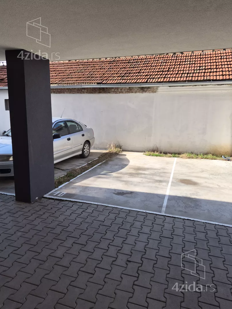 Parking | 4zida