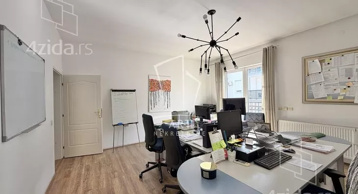 4-etažna kuća | 4zida