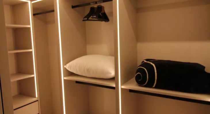 Šestosoban stan | 4zida