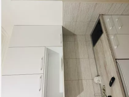Vase Čarapića 3 | 4zida.rs